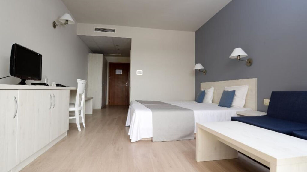 Bella Vista Beach Club