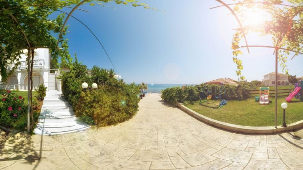 Belussi Beach Hotel & Suites