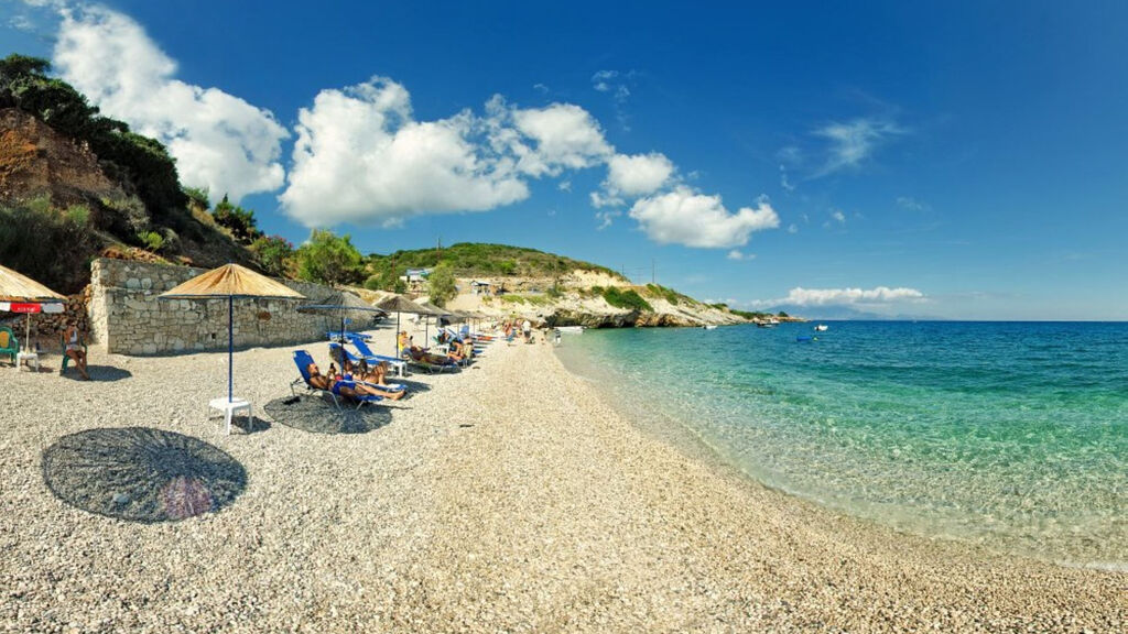 Belussi Beach Hotel & Suites