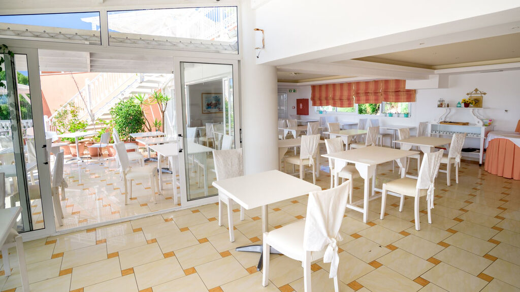 Gerakas Belvedere Hotel & Spa