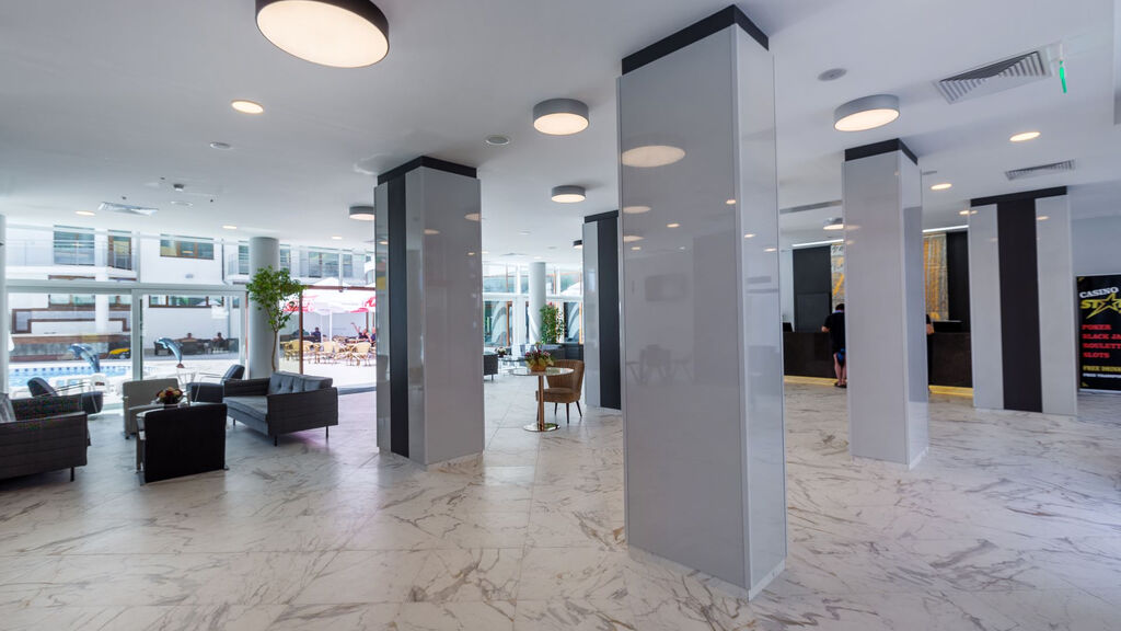 Best Western Plus Premium Inn & Casino