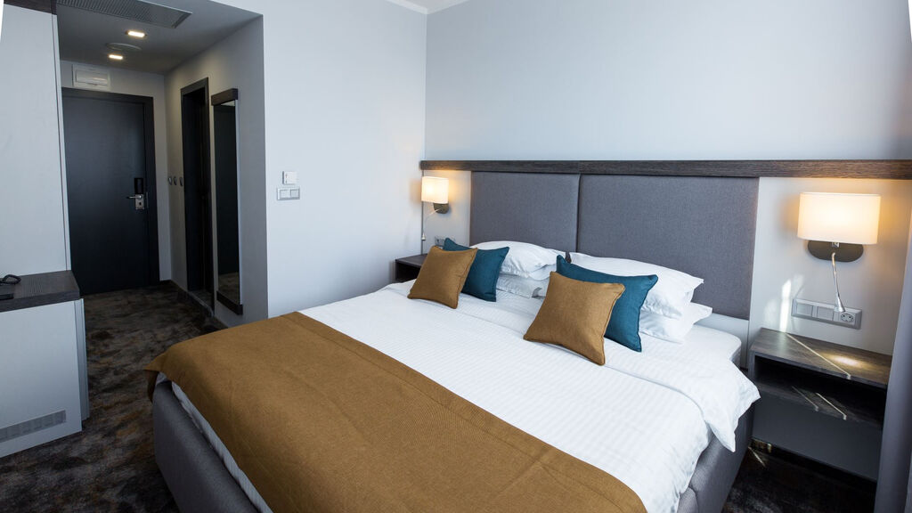 Best Western Plus Premium Inn & Casino