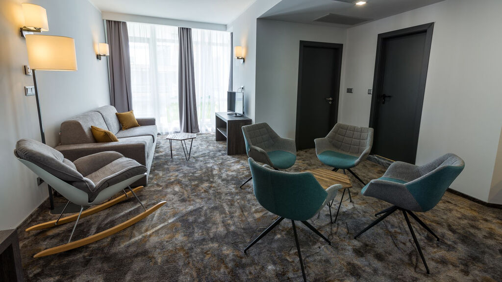 Best Western Plus Premium Inn & Casino