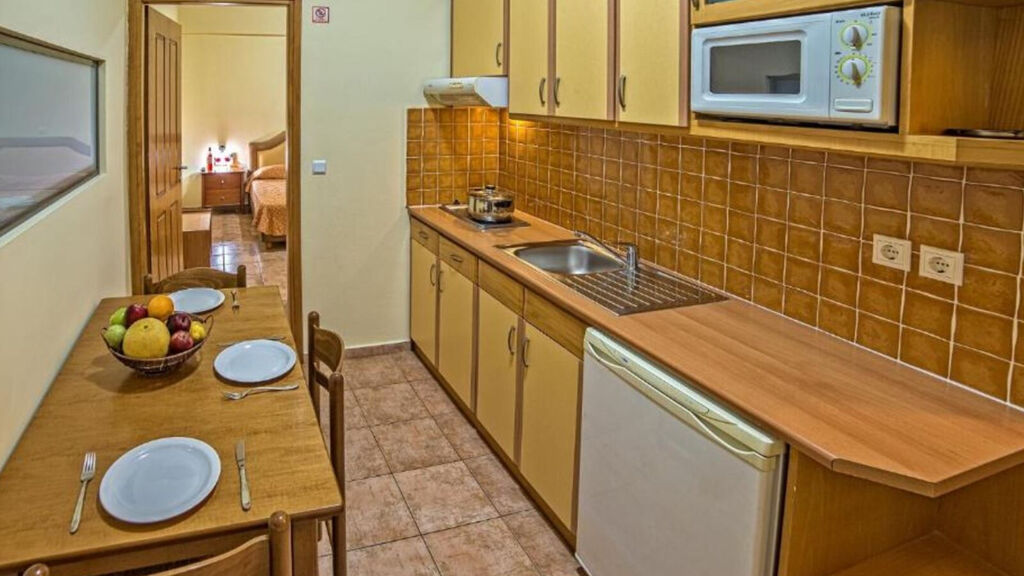 Blue Aegean Hotel & Suites