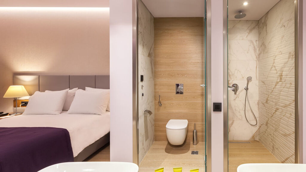 Blue Lagoon City Hotel