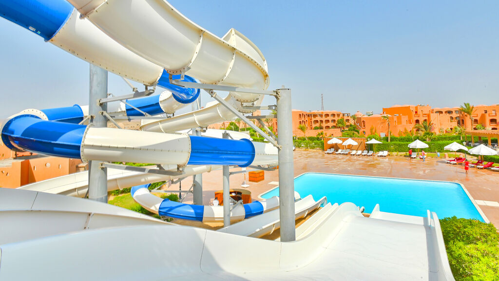 Blue Lagoon Resort & Aqua Park