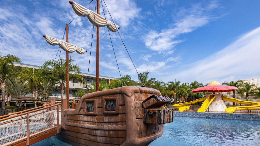 Blue Lagoon Resort