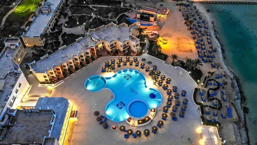 Blue Reef Resort
