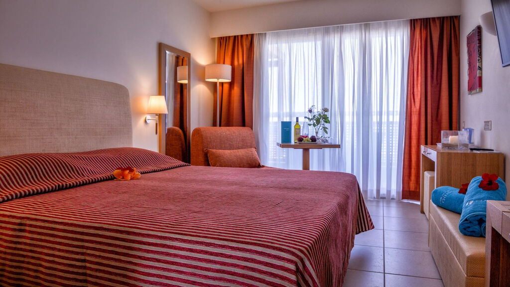 Blue Sea Beach Affiliated By Melia