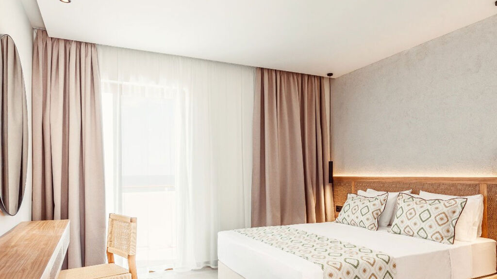 Blue Sea Island Resort