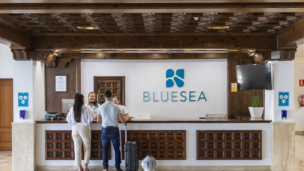 Blue Sea Puerto Resort