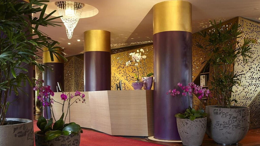 Bohemia Suites & Spa