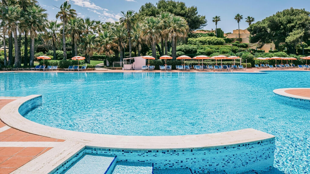 Mangia'S Brucoli Resort