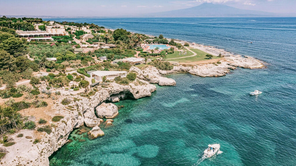 Mangia'S Brucoli Resort