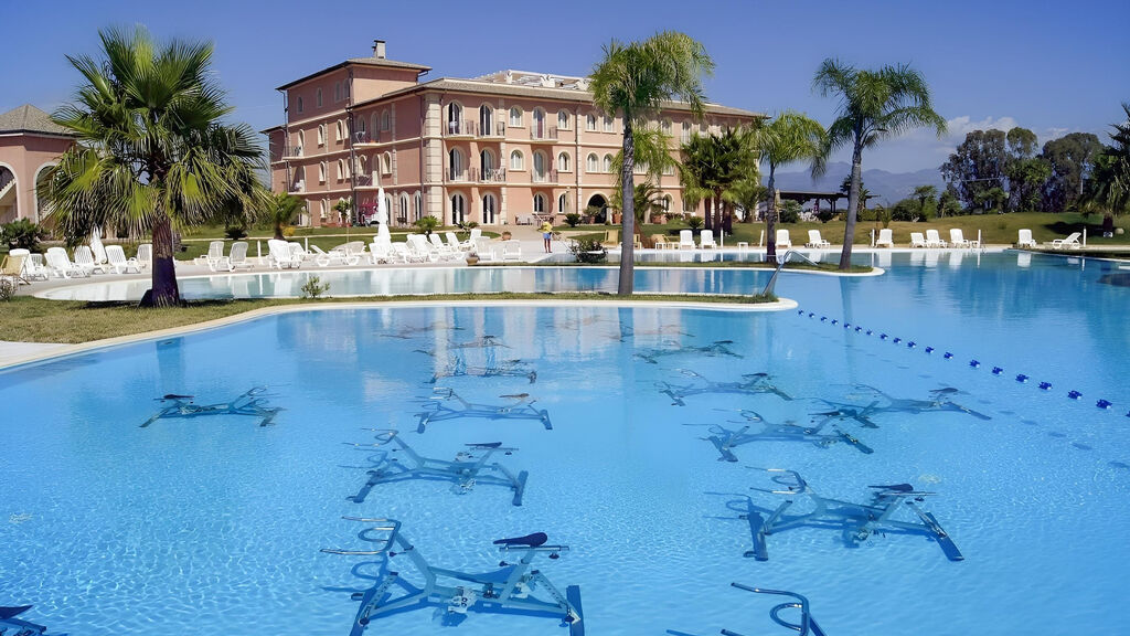 Bv Airone Resort