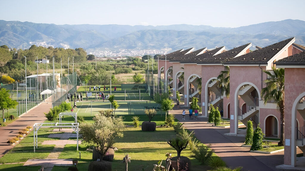Bv Airone Resort