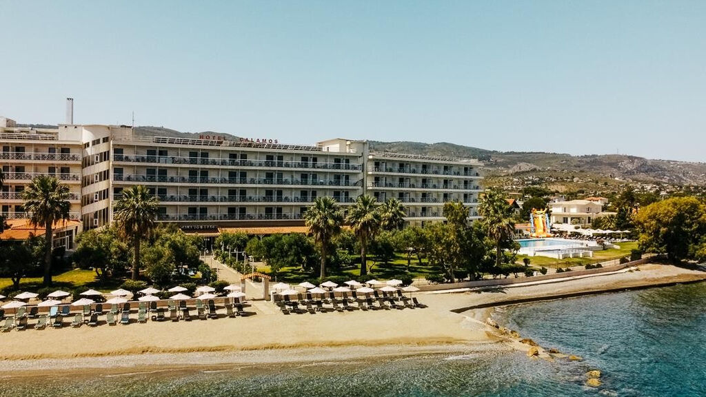 Calamos Beach Family Club