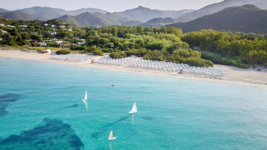 Calaserena Village
