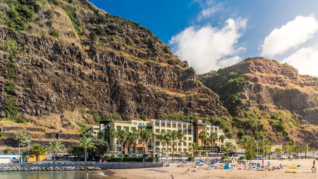 Calheta Beach