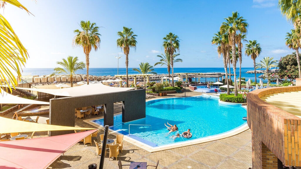 Savoy Calheta Beach
