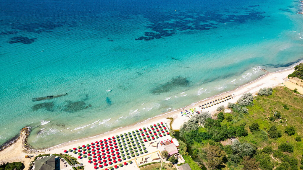 Simantro Beach