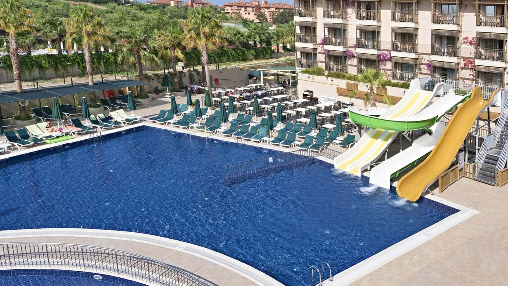 Can Garden Resort