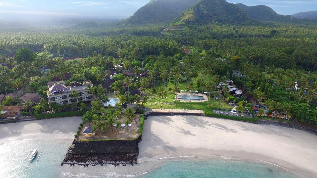 Candi Beach Resort & Spa