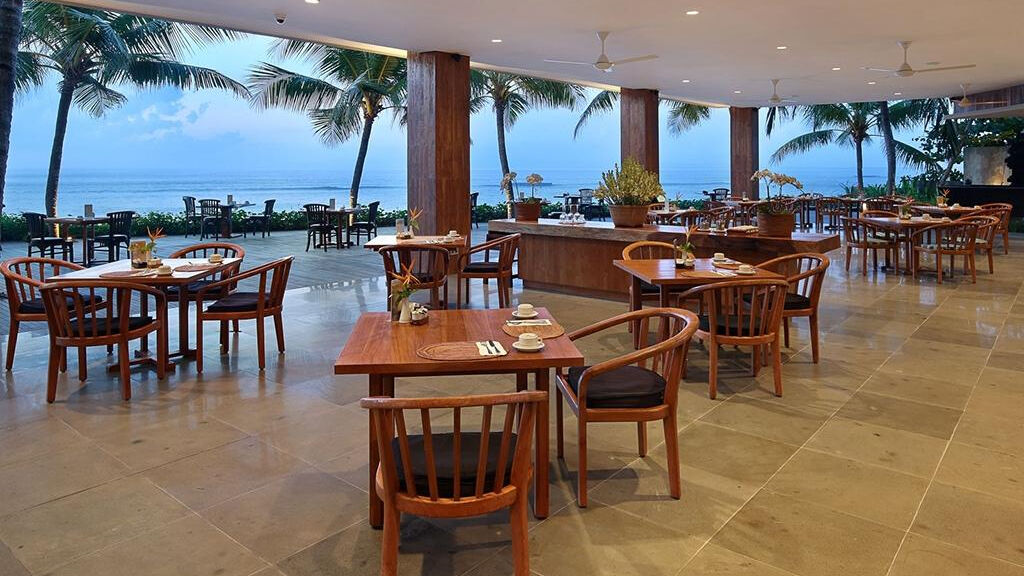 Candi Beach Resort & Spa