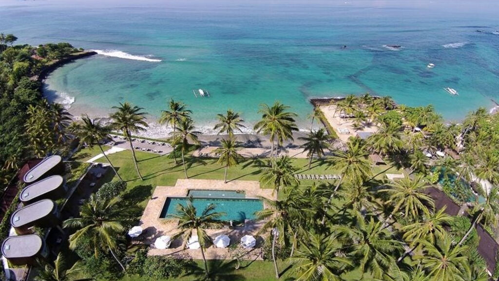 Candi Beach Resort