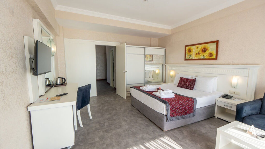 Casa Fora Beach Resort