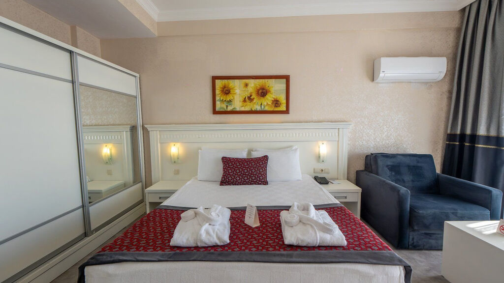 Casa Fora Beach Resort