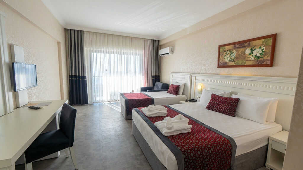 Casa Fora Beach Resort