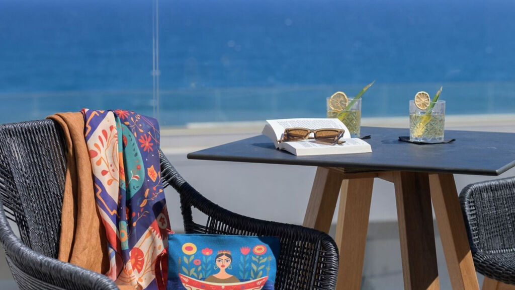 Castello Boutique Suites By The Sea