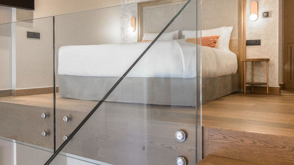 Castello Boutique Suites By The Sea