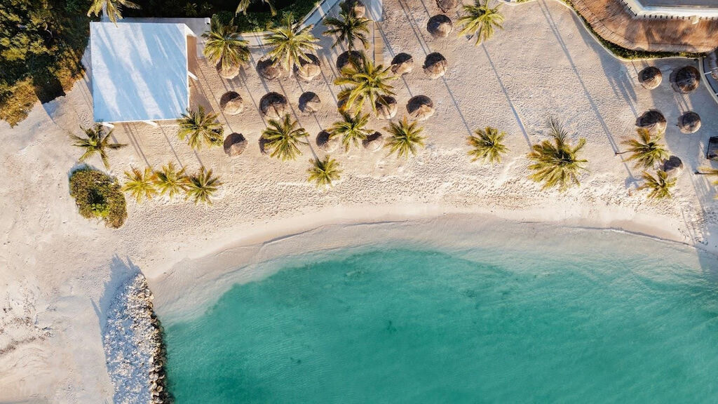 Catalonia Yucatán Beach