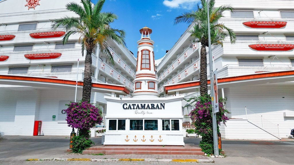 Catamaran Quality Times