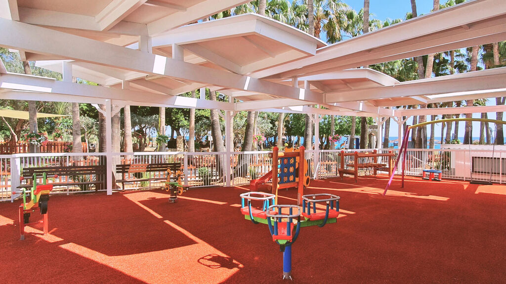 Cavo Maris Beach