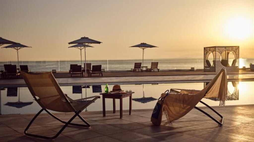 Cavo Orient Beach Hotel & Suites