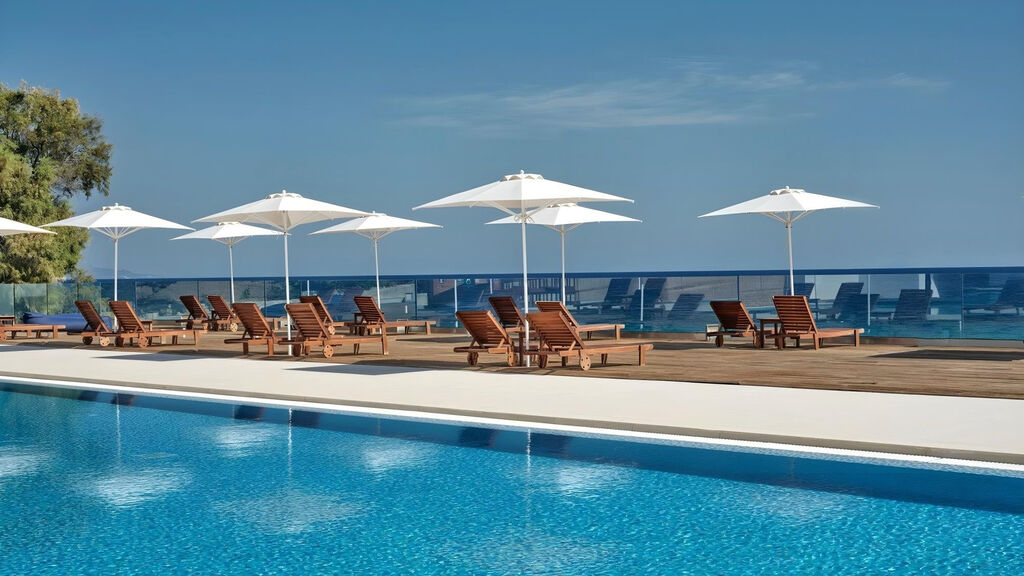 Cavo Orient Beach