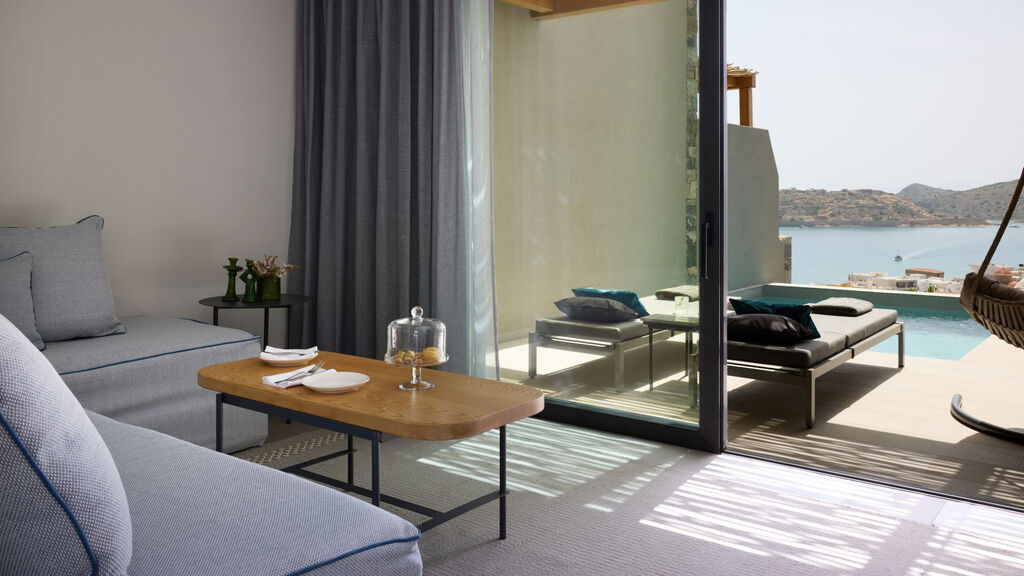 Cayo Exclusive Resort & Spa