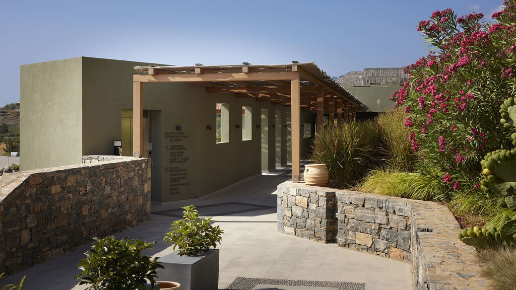 Cayo Exclusive Resort & Spa