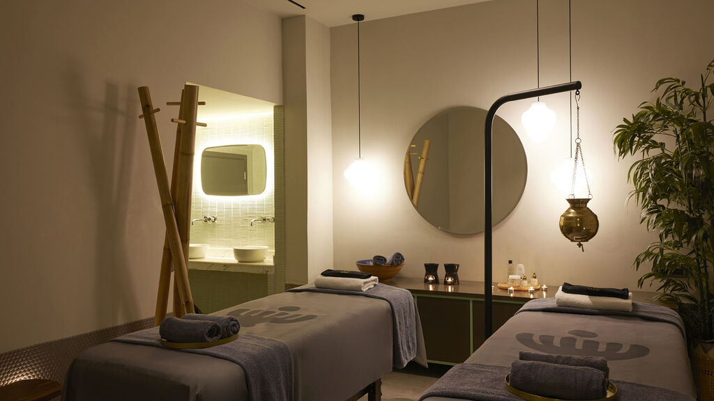 Cayo Exclusive Resort & Spa