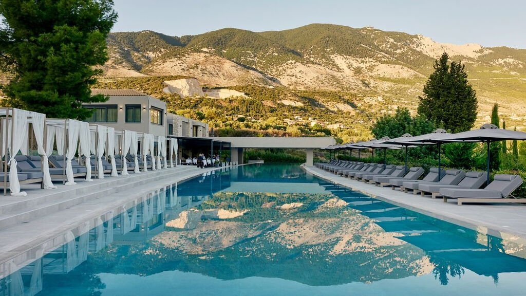 Celestial Hotel Luxury Suites and Spa