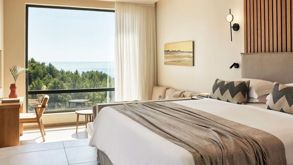 Celestial Hotel Luxury Suites and Spa