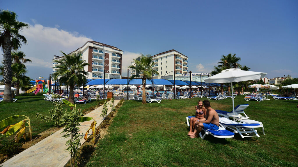 Cenger Beach Resort & Spa