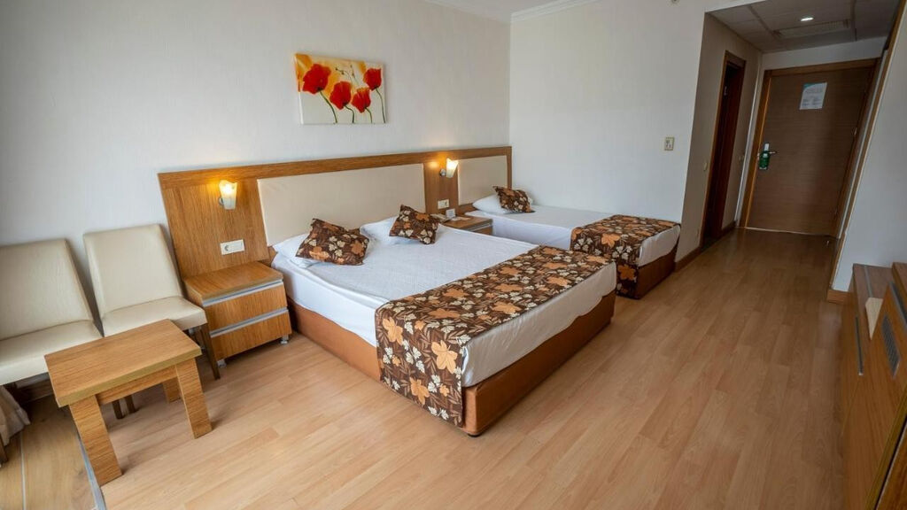 Cenger Beach Resort