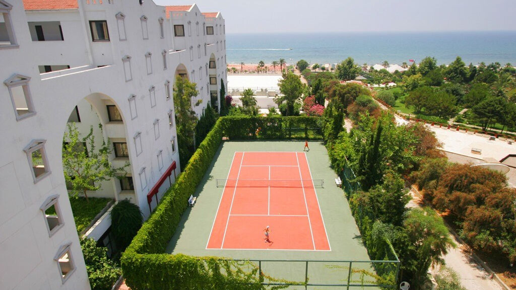Cesars Resort