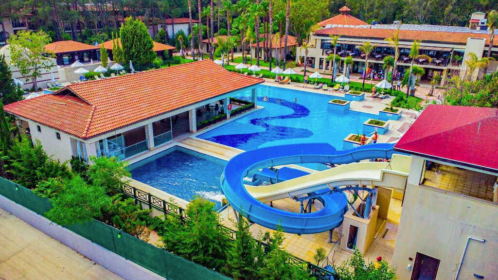 Champion Holiday Village