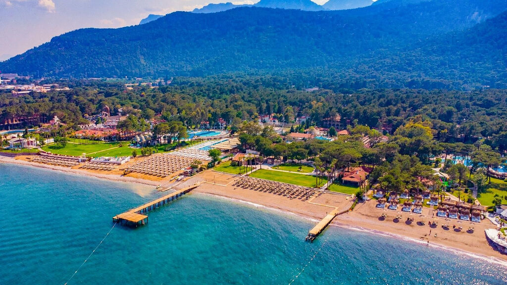 Champion Holiday Village