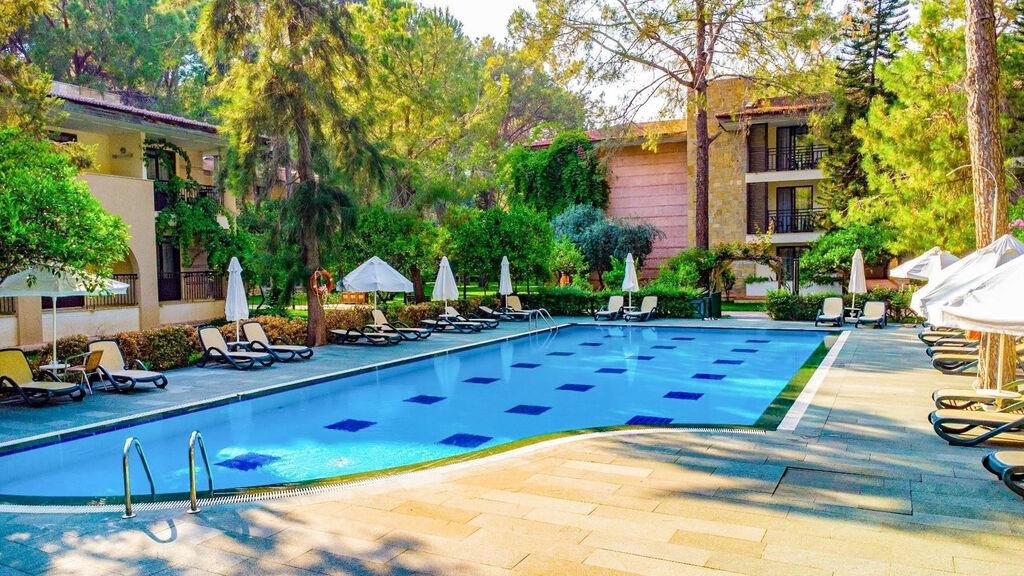 Champion Holiday Village